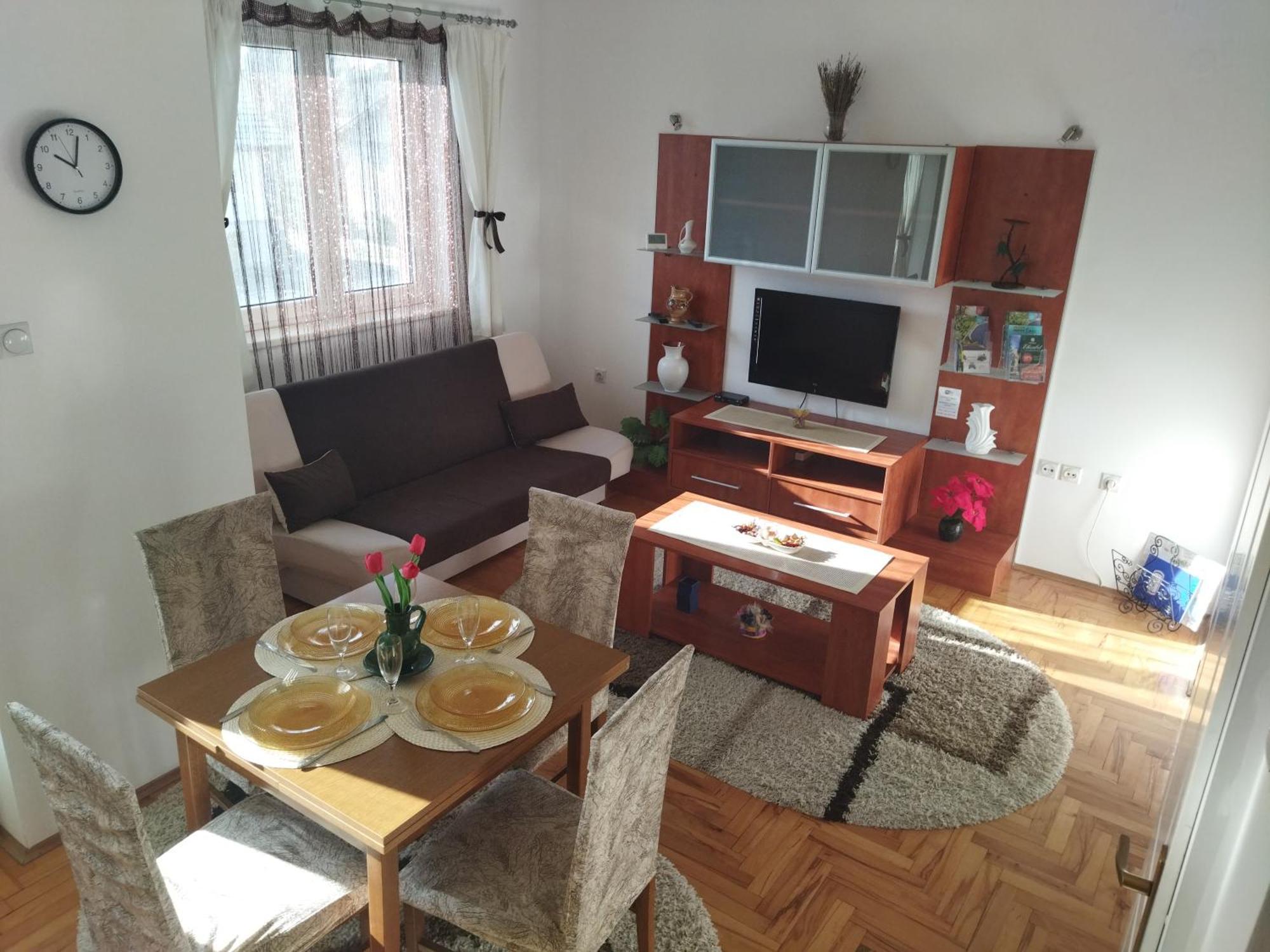 Apartment Dora